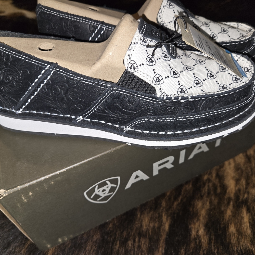 Ariat Women's Black and White Casual Shoes